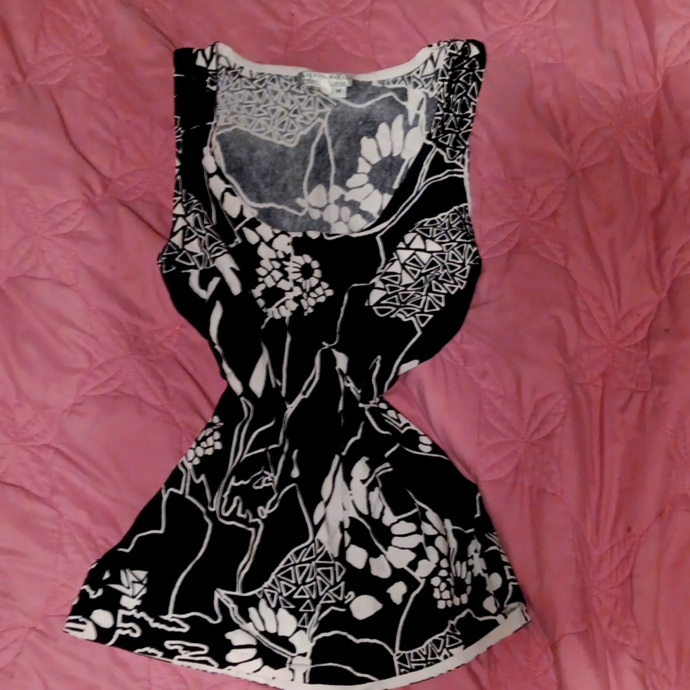 Black and white alberto makali form fitting tanktop